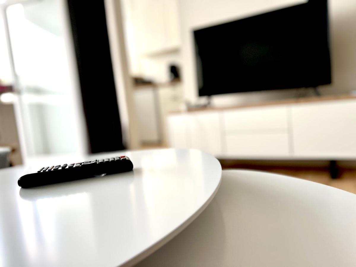 Weitblick Apartment Direkt Am Park Mit Kostenlosem Parkplatz เบรเมอร์ฮาเฟิน ภายนอก รูปภาพ